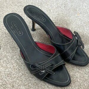 Vintage Coach black kitten heels with bow